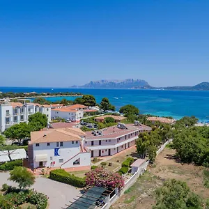 Mare Blue Hotel